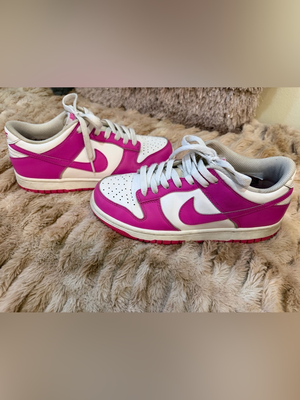 Nike Women's Dunk White and Hot Pink Low-Top Sneakers Size 6Y 7.5 Womens